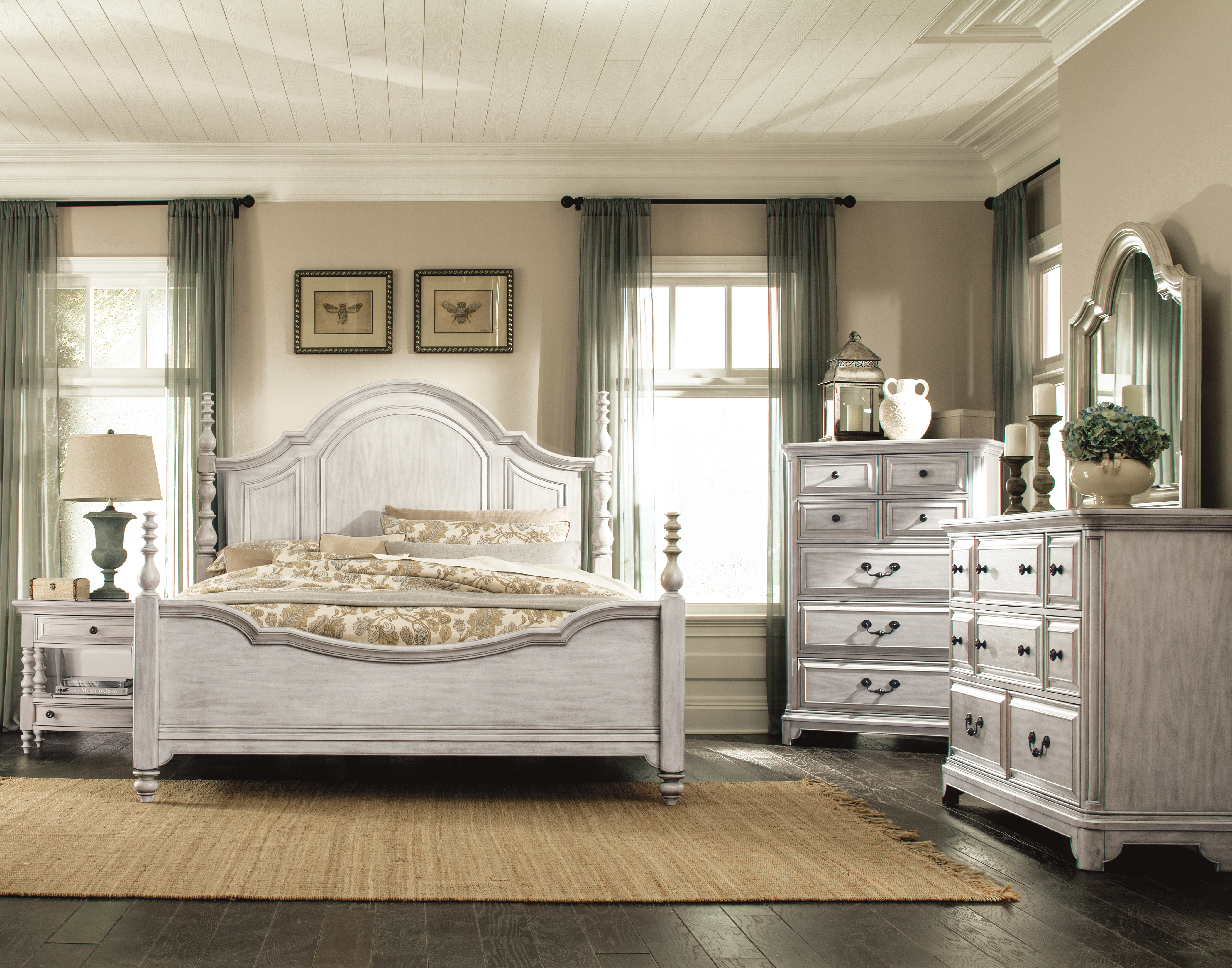Wholesale discount factory direct discount dining room furniture Indianapolis Indiana.